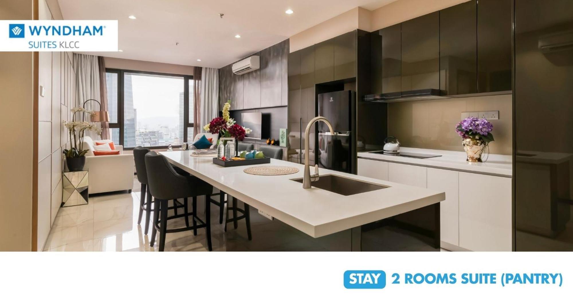 Wyndham Suites Klcc Kuala Lumpur Zewnętrze zdjęcie 2 Rooms Suite