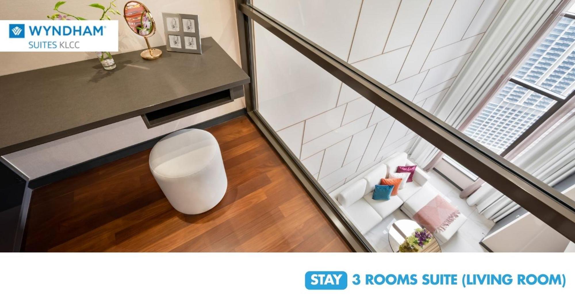 Wyndham Suites Klcc Kuala Lumpur Zewnętrze zdjęcie 3-room suite living room